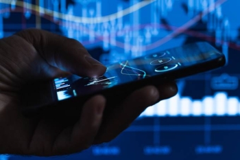 Os gatilhos que podem fazer o Ibovespa disparar (e 6 ações para se expor à alta), segundo Safra
